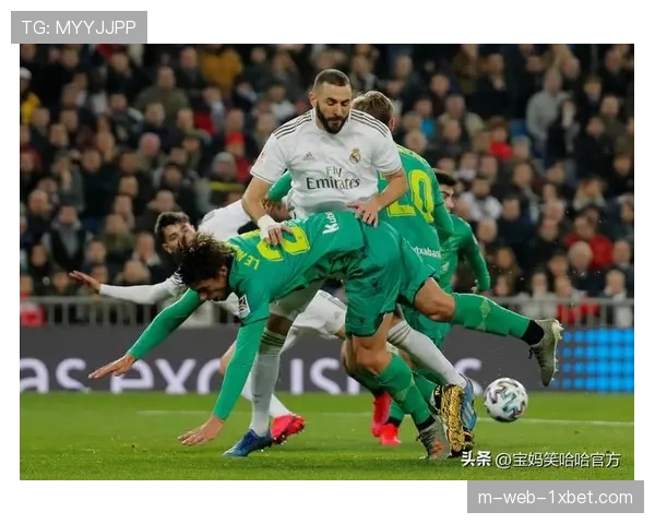 本轮西甲赛场VAR判罚频现 裁判尺度成为赛后讨论焦点