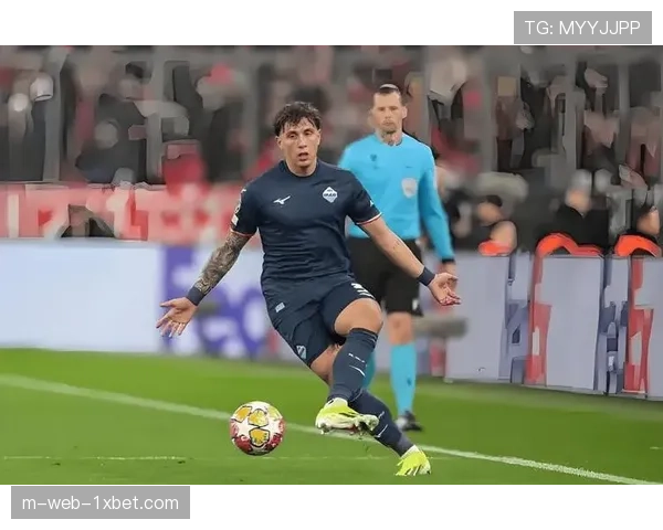 乌迪内斯角球制造威胁更多，拉齐奥任意球防守相对稳固